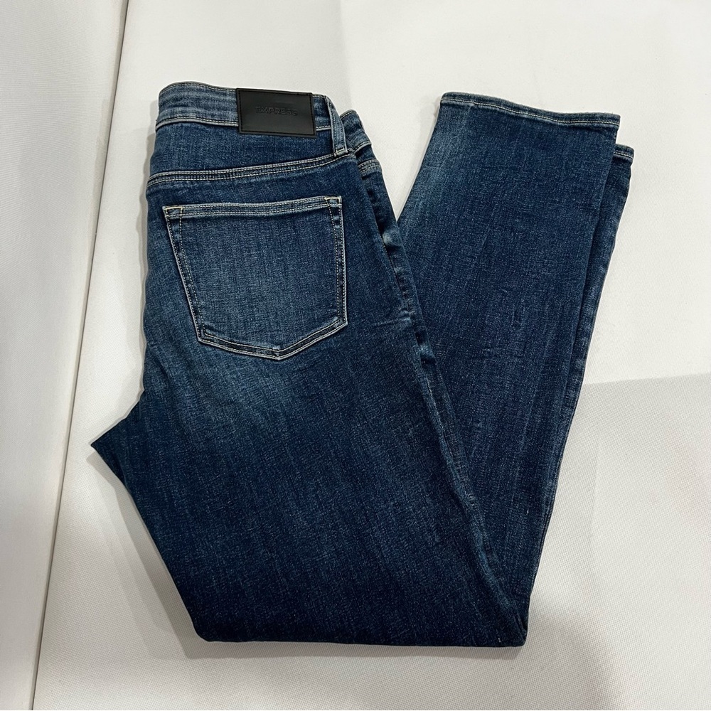 Express Slim Size 32 X 31 Blue Denim Jeans Pants Stretchy Zip Fly